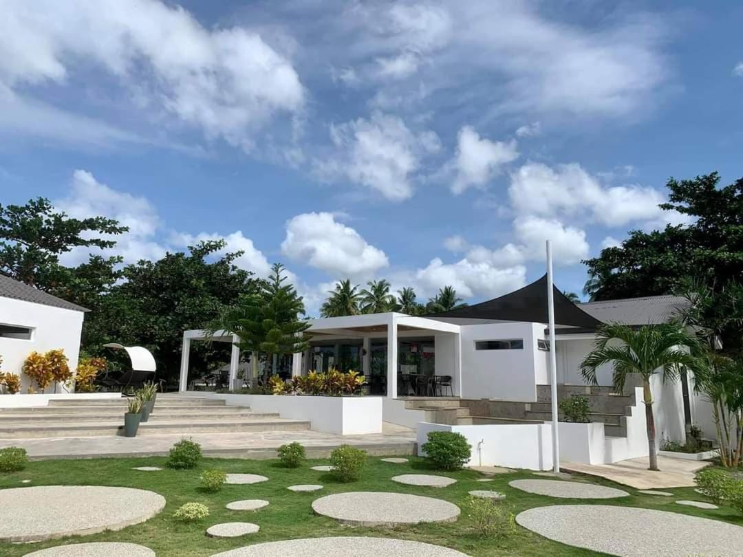Cebu R Resort Tabuelan Eksteriør billede